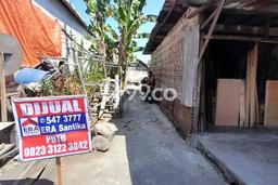 Lahan Kosong Dijual di Rungkut, Surabaya, Luas 417m2 Area Strategis Lahan Kosong Dijual di Rungkut, Surabaya, Luas 417m2 Area Strategis