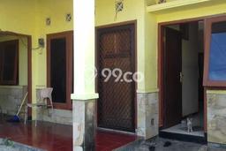 Rumah Minimalis 3 Kamar LT 135m2 di Gununganyar Rumah Minimalis 3 Kamar LT 135m2 di Gununganyar