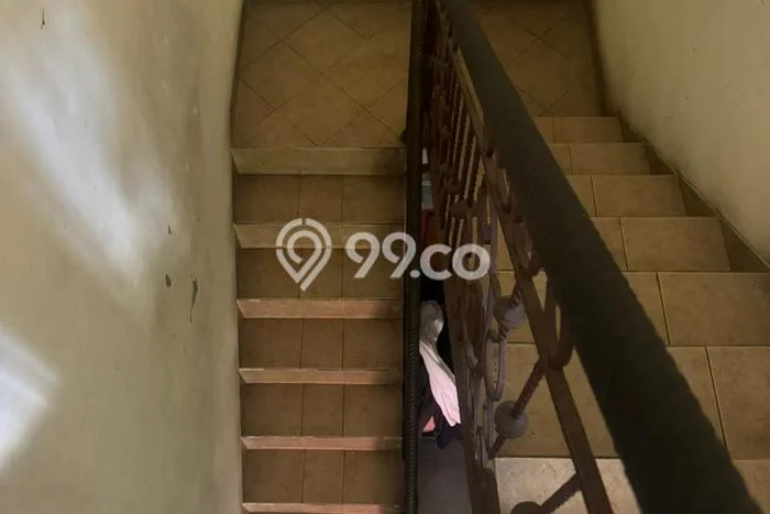 Rumah Minimalis 5 KT di Surabaya Kota Surabaya Unfurnished Rumah Minimalis 5 KT di Surabaya Kota Surabaya Unfurnished