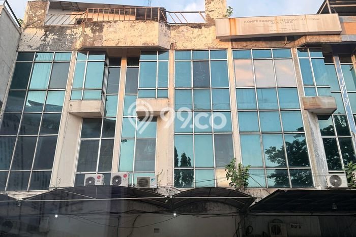 Ruko Dijual di Prime Area Surabaya Luas 79m2 Ruko Dijual di Prime Area Surabaya Luas 79m2