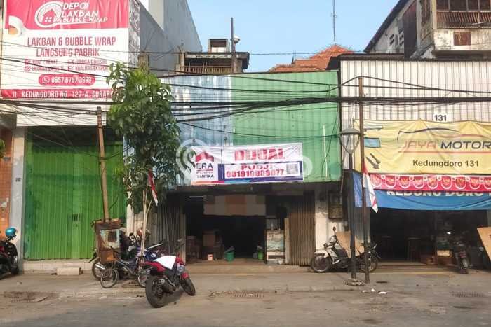 Ruko Bagus LT 110m2 LB 200m2 Dijual di Tegalsari Surabaya Ruko Bagus LT 110m2 LB 200m2 Dijual di Tegalsari Surabaya