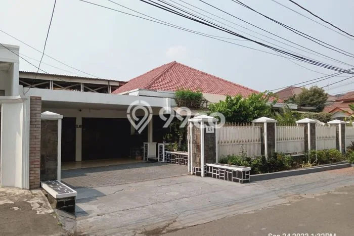 Hunian Mewah LB 300m2 Siap Huni Desain Elegan di Jatiwaringin, Jakarta Timur Hunian Mewah LB 300m2 Siap Huni Desain Elegan di Jatiwaringin, Jakarta Timur