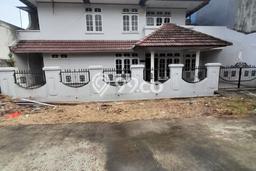 For Sale! Premium House LT 208m2 Desain Modern di Pondok Kelapa For Sale! Premium House LT 208m2 Desain Modern di Pondok Kelapa