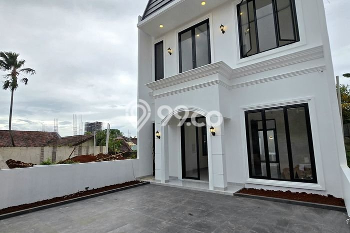 Dijual Hunian Rumah Terawat 3 Kamar di Jatibening, Bekasi Dijual Hunian Rumah Terawat 3 Kamar di Jatibening, Bekasi