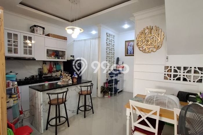 Rumah Luas Asri 3 KT Siap Huni di Bintara Bekasi Rumah Luas Asri 3 KT Siap Huni di Bintara Bekasi
