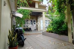 Rumah Luxury Modern Siap Huni di Bambu Apus Jakarta Timur Rumah Luxury Modern Siap Huni di Bambu Apus Jakarta Timur