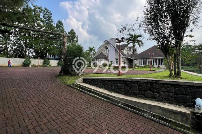 Peluang Terbaik! Vila Kawasan Ciampea, Luas 8000m2m², Lokasi Premium dekat dengan berbagai fasilitas Peluang Terbaik! Vila Kawasan Ciampea, Luas 8000m2m², Lokasi Premium dekat dengan berbagai fasilitas