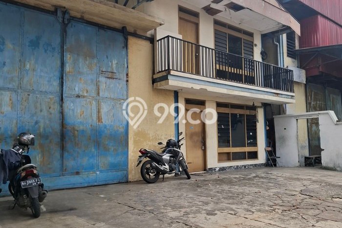 Disewakan Gudang komersial di Semarang Barat luas bangunan 1000m2 Disewakan Gudang komersial di Semarang Barat luas bangunan 1000m2