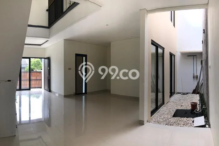 Lokasi strategis! Rumah siap pakai dikontrakkan di Pedurungan LB 126m2 Lokasi strategis! Rumah siap pakai dikontrakkan di Pedurungan LB 126m2