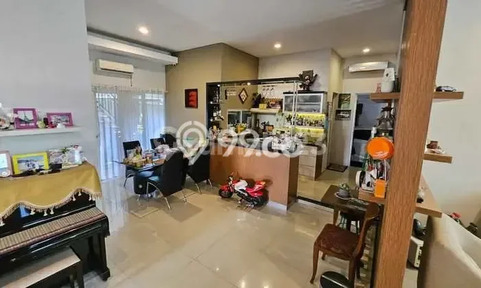 Jual Rumah Luas Megah Dengan View Cantik di Ngesrep, Semarang Jual Rumah Luas Megah Dengan View Cantik di Ngesrep, Semarang