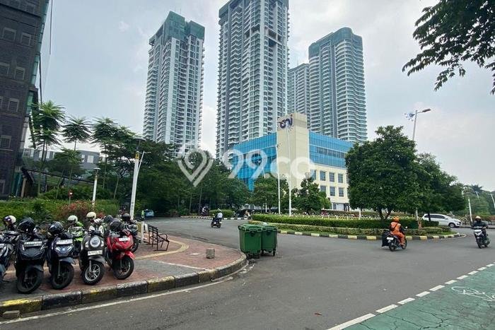 Ruko Dijual di Prime Area Jakarta Barat Luas 350m2 Ruko Dijual di Prime Area Jakarta Barat Luas 350m2