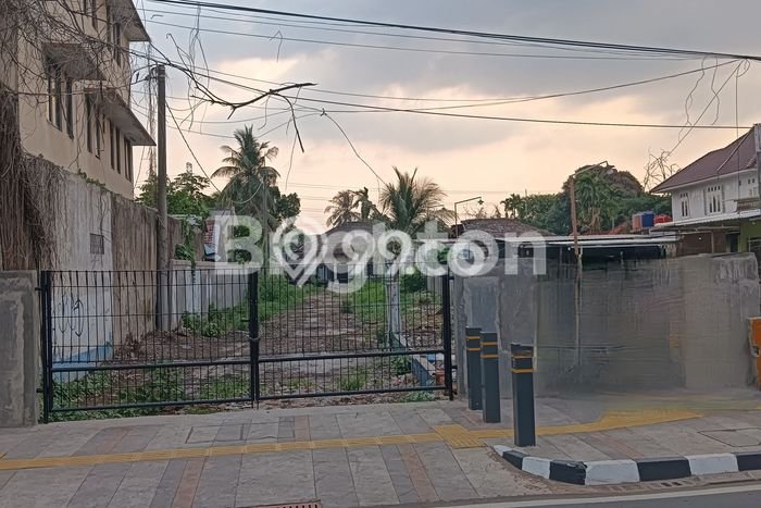 Jarang Ada! Tanah di Pancoran Mas Punya Luas 2304m2 SHM Jarang Ada! Tanah di Pancoran Mas Punya Luas 2304m2 SHM