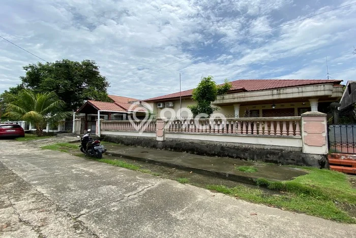 Rumah Luas Asri 4 KT Siap Pakai di Padang Kota Padang Rumah Luas Asri 4 KT Siap Pakai di Padang Kota Padang
