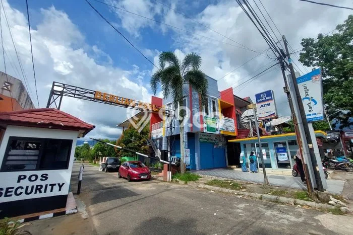 Dijual Hunian Rumah Nyaman 4 Kamar di Padang Kota, Padang Dijual Hunian Rumah Nyaman 4 Kamar di Padang Kota, Padang