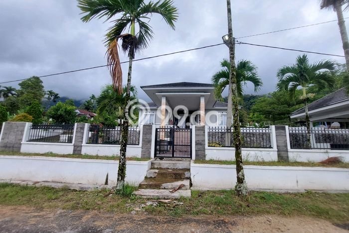 Hot Offer Hunian Mewah Ideal dan Luas di Lubuk Basung, Agam Hot Offer Hunian Mewah Ideal dan Luas di Lubuk Basung, Agam