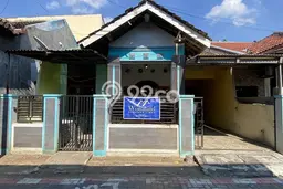 Hunian Cantik Modern Lb 236m2 di Pedurungan, Semarang Hunian Cantik Modern Lb 236m2 di Pedurungan, Semarang