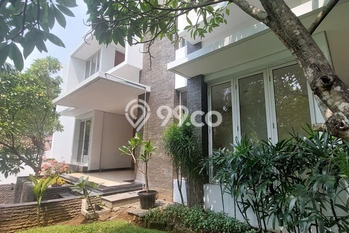 PILIHAN TEPAT! Rumah kawasan Pondok Indah, 4 KT, Akses Sekolah, LT 589m2m² Bangunan 360m2m² PILIHAN TEPAT! Rumah kawasan Pondok Indah, 4 KT, Akses Sekolah, LT 589m2m² Bangunan 360m2m²