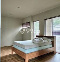 For Sale! Luxury House LT 220m2 Desain Modern di Cirendeu For Sale! Luxury House LT 220m2 Desain Modern di Cirendeu