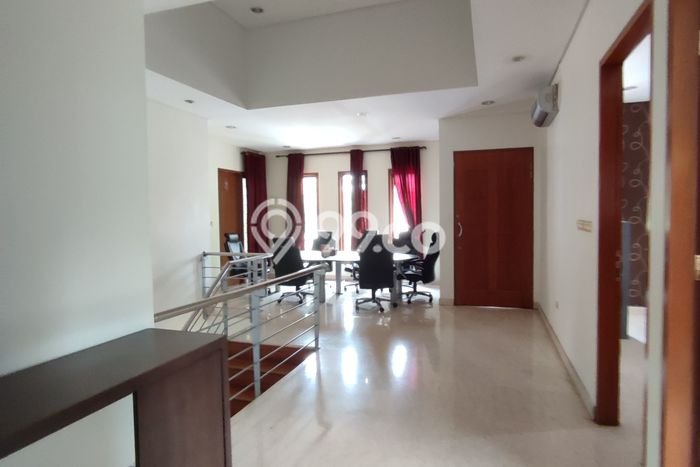 Rumah Elit Modern Siap Huni di Pondok Indah Jakarta Selatan Rumah Elit Modern Siap Huni di Pondok Indah Jakarta Selatan
