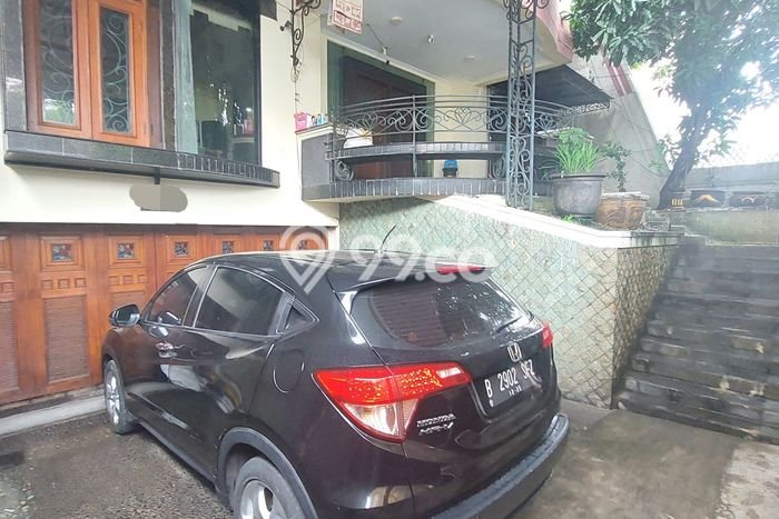 For Sale! Luxury House LT 304m2 Desain Modern di Pondok Indah For Sale! Luxury House LT 304m2 Desain Modern di Pondok Indah
