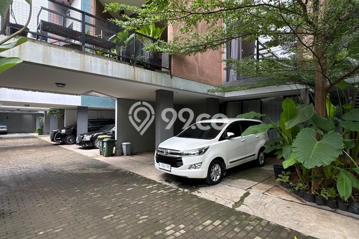 For Sale! Luxury House LT 275m2 Desain Elegan di Lebak Bulus For Sale! Luxury House LT 275m2 Desain Elegan di Lebak Bulus