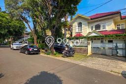 Jual Rumah Mewah Elegan Dengan View Cantik di Senopati, Jakarta Selatan Jual Rumah Mewah Elegan Dengan View Cantik di Senopati, Jakarta Selatan