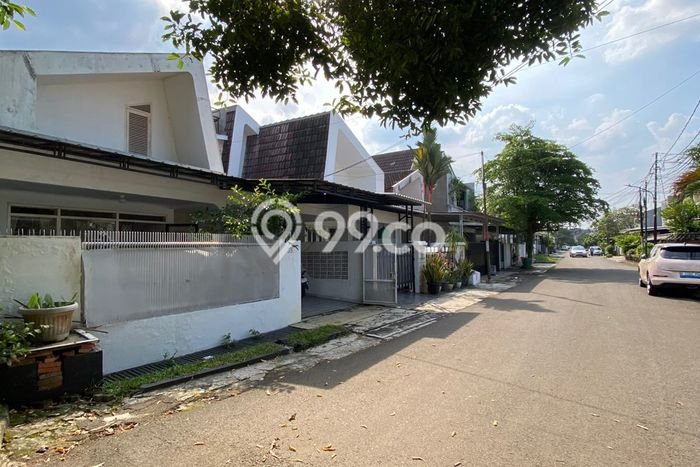 Rumah Mewah LB 180m2 Siap Huni Desain Elegan di Lebak Bulus, Jakarta Selatan Rumah Mewah LB 180m2 Siap Huni Desain Elegan di Lebak Bulus, Jakarta Selatan