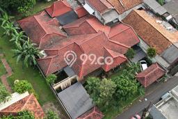 Rumah Mewah LB 700m2 Siap Huni Desain Elegan di Bintaro, Jakarta Selatan Rumah Mewah LB 700m2 Siap Huni Desain Elegan di Bintaro, Jakarta Selatan