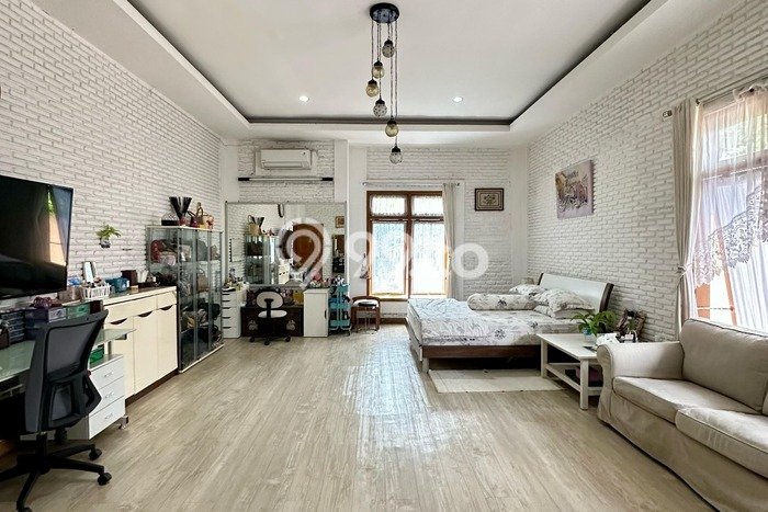 Dijual Rumah Luas Megah Dengan View Cantik di Warung Buncit, Jakarta Selatan Dijual Rumah Luas Megah Dengan View Cantik di Warung Buncit, Jakarta Selatan