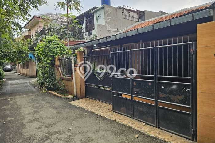Rumah Minimalis 3 Kamar LT 120m2 di Meruya Rumah Minimalis 3 Kamar LT 120m2 di Meruya