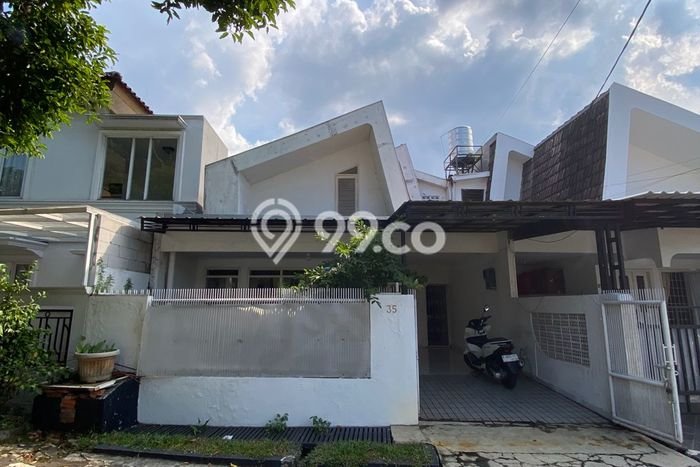 Rumah Mewah LB 180m2 Siap Huni Desain Elegan di Lebak Bulus, Jakarta Selatan Rumah Mewah LB 180m2 Siap Huni Desain Elegan di Lebak Bulus, Jakarta Selatan