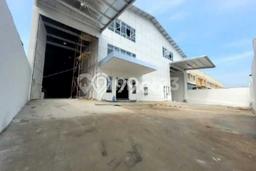 Unit Gudang Disewa Lokasi Cikarang, Bekasi Spesifikasi Luas Bangunan 487m2 Unit Gudang Disewa Lokasi Cikarang, Bekasi Spesifikasi Luas Bangunan 487m2