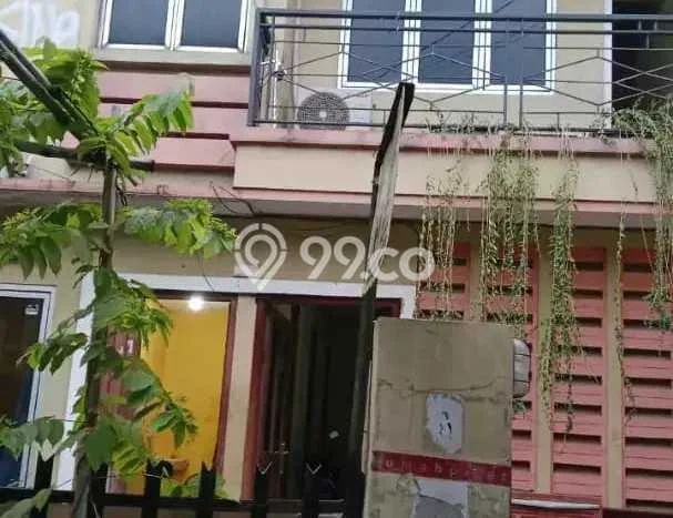 Rumah Kost untuk Dijual di Matraman dengan 17 KT, 17 KM, Luas 250m2 Rumah Kost untuk Dijual di Matraman dengan 17 KT, 17 KM, Luas 250m2