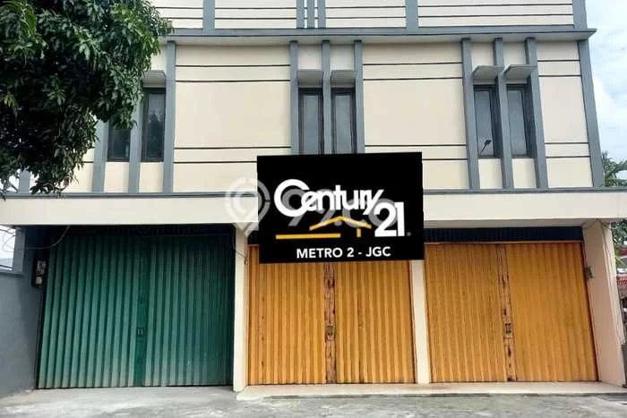 For Rent Ruko Strategis di Bintara, Luas 84m², Area Komersial, Jalan Mudah For Rent Ruko Strategis di Bintara, Luas 84m², Area Komersial, Jalan Mudah