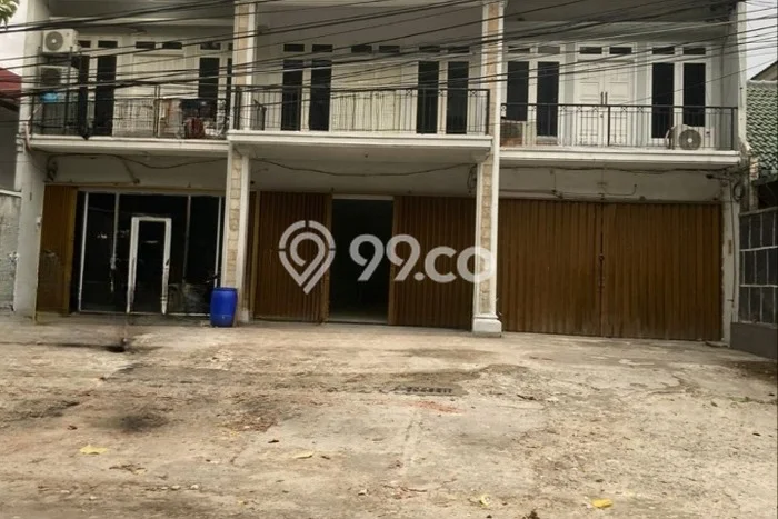 Ruko Disewa di Jakarta Timur dengan LB 250m2 Area Komersial Ramai Ruko Disewa di Jakarta Timur dengan LB 250m2 Area Komersial Ramai