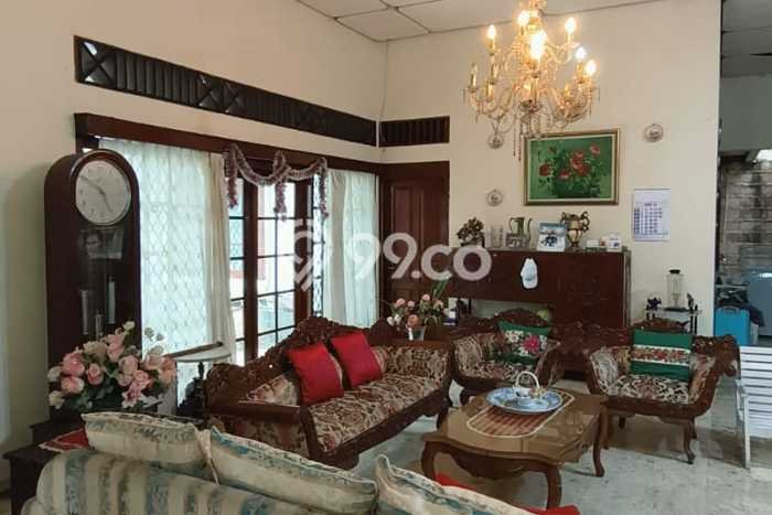 Dijual Rumah Mewah Exclusive di Ciracas, Jakarta Timur Dijual Rumah Mewah Exclusive di Ciracas, Jakarta Timur