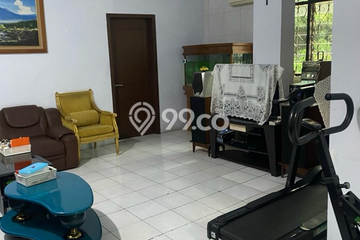 Ruko Dijual di Gambir LT 242m2, LB 250m2 untuk Investasi Ruko Dijual di Gambir LT 242m2, LB 250m2 untuk Investasi