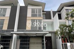 Disewakan! Rumah 4 Kamar Tidur &
4 Kamar Mandi di Pantai Indah Kapuk, Jakarta Utara Disewakan! Rumah 4 Kamar Tidur &
4 Kamar Mandi di Pantai Indah Kapuk, Jakarta Utara