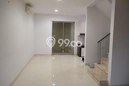 Disewakan! Rumah 3 Kamar Tidur &
3 Kamar Mandi di Pantai Indah Kapuk, Jakarta Utara Disewakan! Rumah 3 Kamar Tidur &
3 Kamar Mandi di Pantai Indah Kapuk, Jakarta Utara