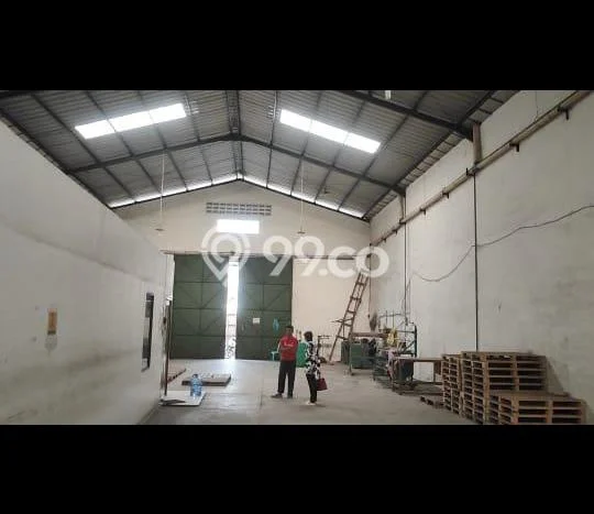 FOR RENT! Gudang di Taman Kopo Indah Cocok untuk Bisnis 650m2 FOR RENT! Gudang di Taman Kopo Indah Cocok untuk Bisnis 650m2