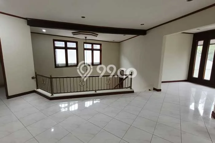 Disewakan! Rumah 3 Kamar Tidur &
3 Kamar Mandi di Setra Sari, Bandung Disewakan! Rumah 3 Kamar Tidur &
3 Kamar Mandi di Setra Sari, Bandung