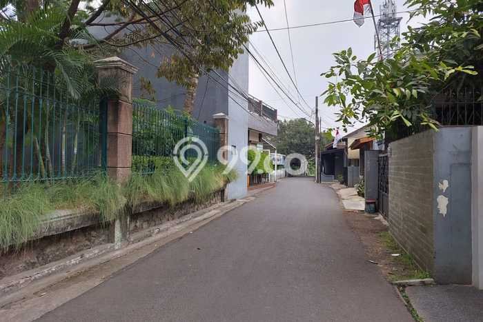 Tanah untuk Dijual di Jagakarsa Jakarta Selatan Luas 297m2 Tanah untuk Dijual di Jagakarsa Jakarta Selatan Luas 297m2