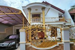Rumah Elit Modern Tanpa Renovasi di Cirendeu Jakarta Selatan Rumah Elit Modern Tanpa Renovasi di Cirendeu Jakarta Selatan