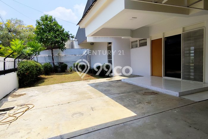 Rumah Mewah LB 196m2 Siap Pakai Desain Elegan di Pulomas, Jakarta Timur Rumah Mewah LB 196m2 Siap Pakai Desain Elegan di Pulomas, Jakarta Timur
