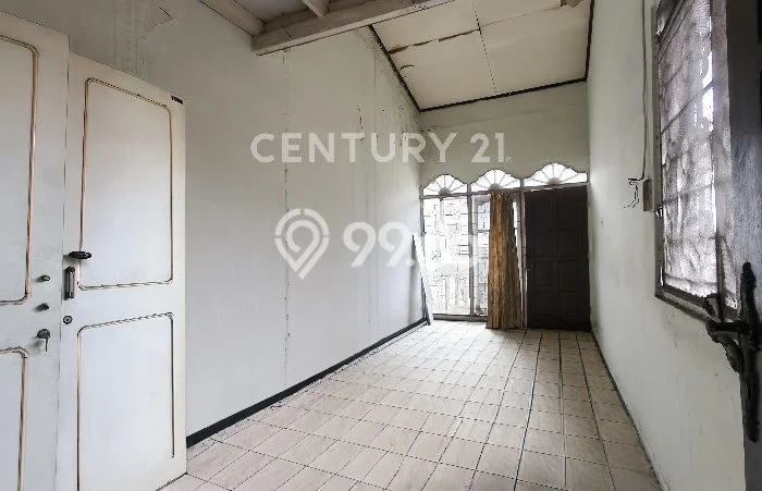 Rumah Luxury Modern Tanpa Renovasi di Pulo Asem Jakarta Timur Rumah Luxury Modern Tanpa Renovasi di Pulo Asem Jakarta Timur