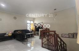 Ready to Use! Premium House LT 176m2 Desain Elegan di Cipinang Ready to Use! Premium House LT 176m2 Desain Elegan di Cipinang