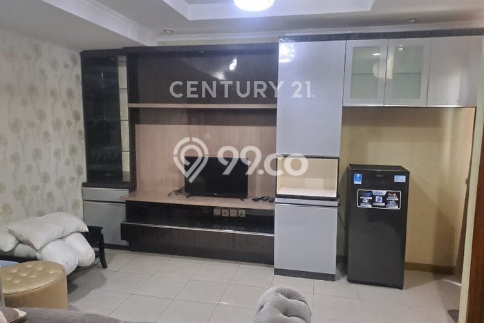 Disewakan Cepat! Unit Apartemen Hemat di Kelapa Gading, Jakarta Utara 3 Kamar Tidur dan 2 Kamar Mandi Disewakan Cepat! Unit Apartemen Hemat di Kelapa Gading, Jakarta Utara 3 Kamar Tidur dan 2 Kamar Mandi