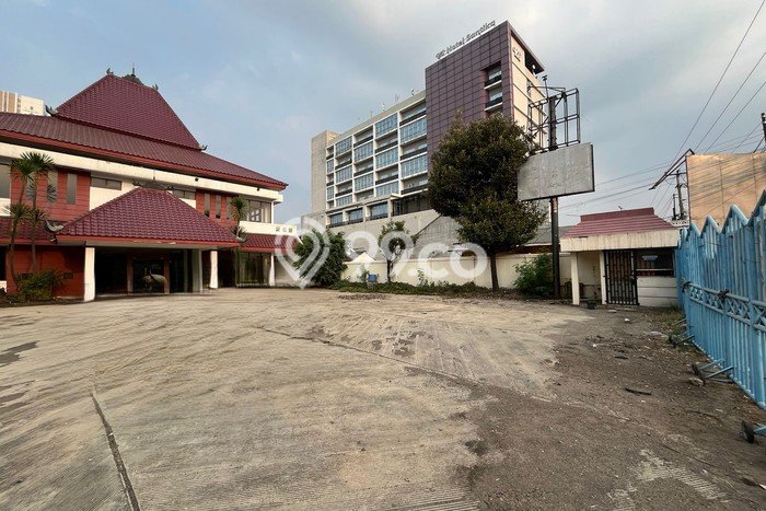 Unit Komersial Dijual di Cikarang Selatan Bekasi Luas Bangunan 350m2 Unit Komersial Dijual di Cikarang Selatan Bekasi Luas Bangunan 350m2