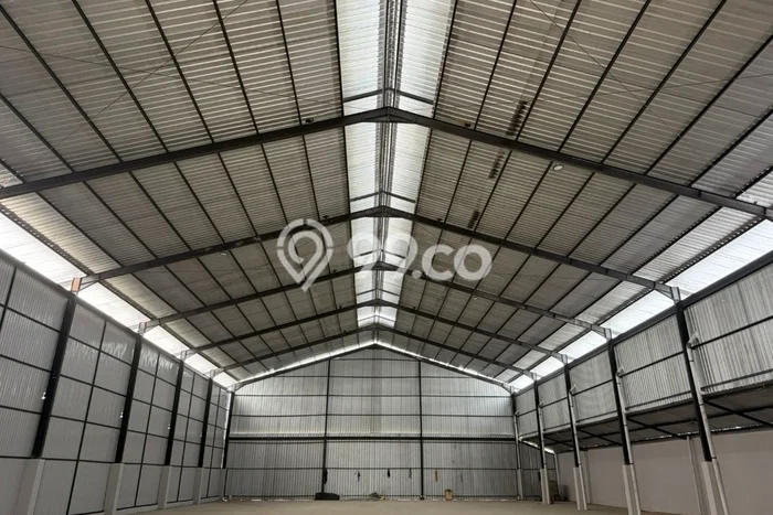 Disewakan Gudang di Kebon Jeruk Jakarta Barat LT 1200m2, LB 1140m2 Disewakan Gudang di Kebon Jeruk Jakarta Barat LT 1200m2, LB 1140m2
