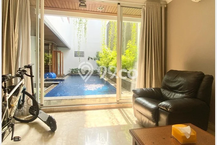 Disewakan! Rumah 7 Kamar Tidur &
7 Kamar Mandi di Lebak Bulus, Jakarta Selatan Disewakan! Rumah 7 Kamar Tidur &
7 Kamar Mandi di Lebak Bulus, Jakarta Selatan